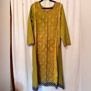 Green caftan